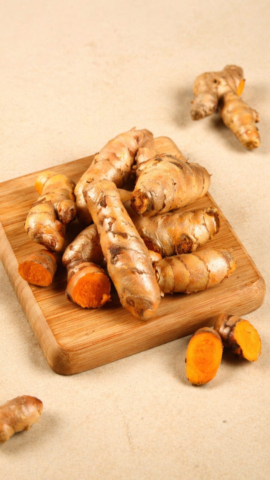 Raw Turmeric (Haldi)